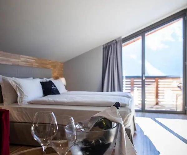 Bach Boutique Hotel Sappada photo