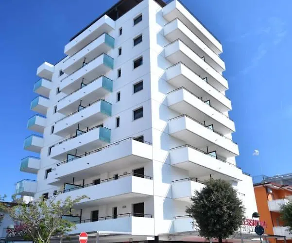 Aparthotel Alessandria Lignano Sabbiadoro photo