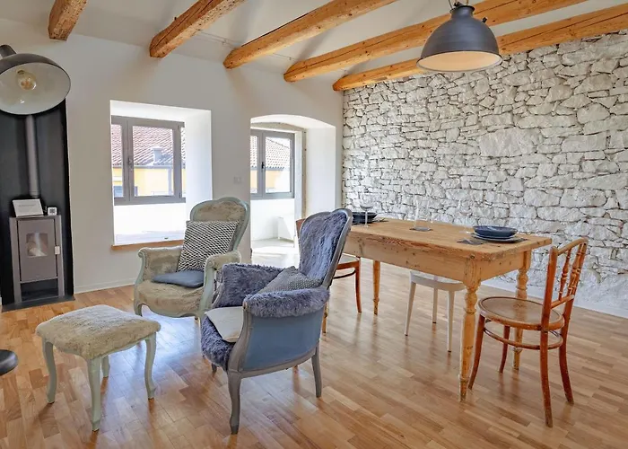 Casa Opicina - Elegante Appartamento In Villa Carsica Villa Opicina photo