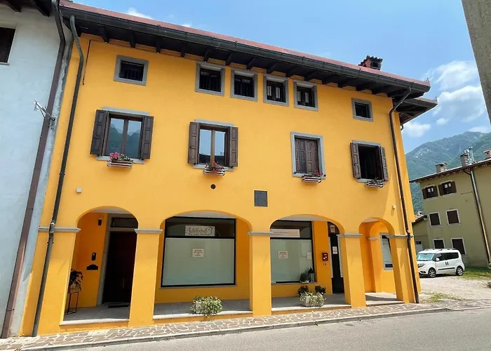 Al Borgo Appartamento Venzone photo