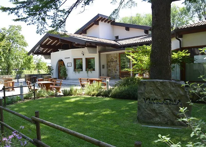 Vinnaeria La Baita Capriva del Friuli photo