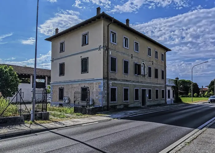 Villa Silvestri Reana Del Rojale Foto
