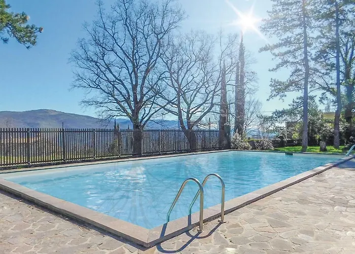 Photo de Awesome Home In San Floriano Del Colli W/ Wifi, Outdoor Swimming Pool And 1 Bedrooms San Floriano del Cóllio